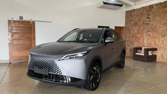 OMODA 7 1.5 TGDI PHEV PRESTIGE DHT OMODA 7 1.5 TGDI PHEV PRESTIGE DHT